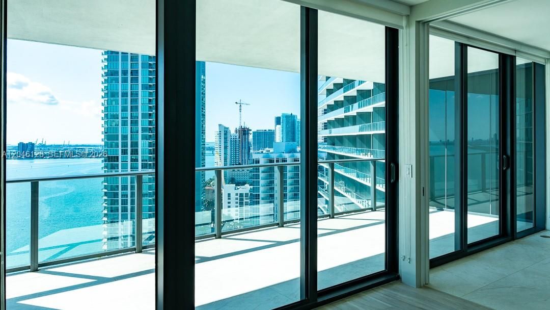For Rent: $5,850 (2 beds, 3 baths, 1175 Square Feet)