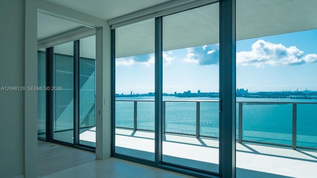 For Rent: $5,850 (2 beds, 3 baths, 1175 Square Feet)