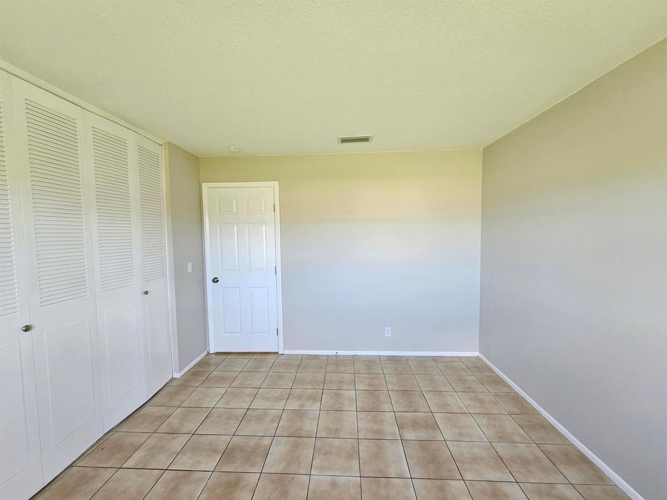 Bedroom (3)
