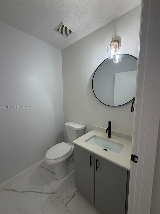 For Rent: $2,750 (3 beds, 2 baths, 1396 Square Feet)