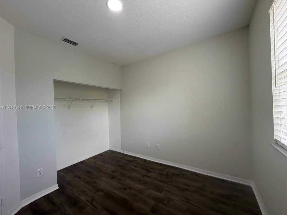 For Rent: $2,750 (3 beds, 2 baths, 1396 Square Feet)