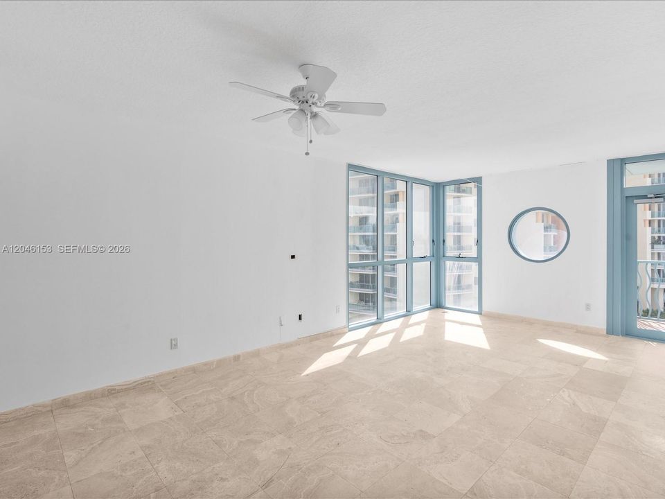 В аренду: $5,500 (2 спален, 2 ванн, 1170 Квадратных фут)