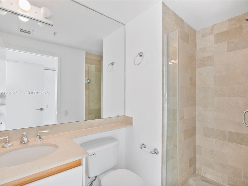 В аренду: $5,500 (2 спален, 2 ванн, 1170 Квадратных фут)