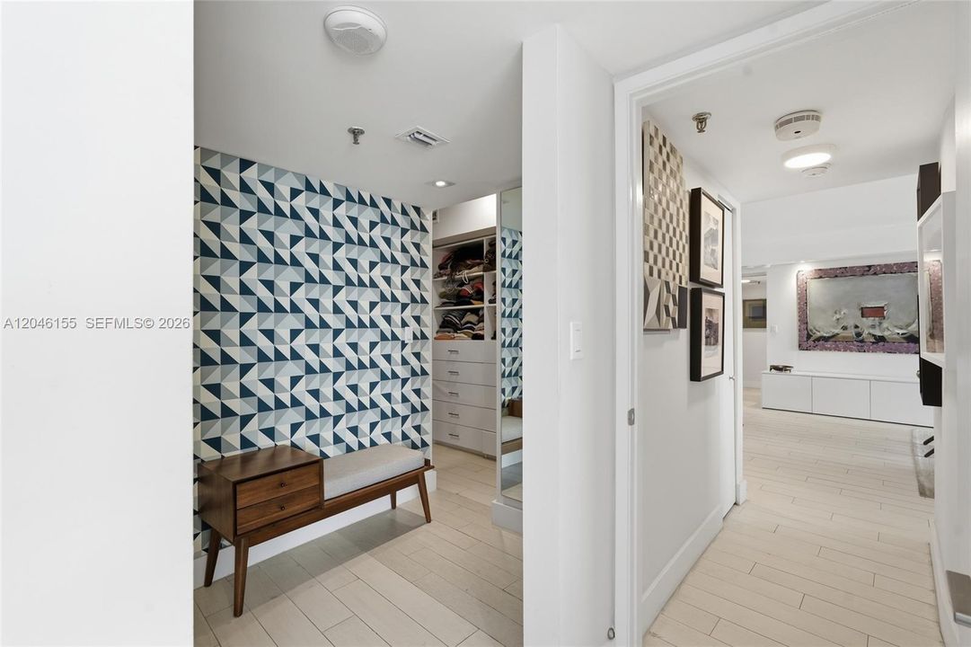 For Sale: $1,575,000 (2 beds, 2 baths, 1440 Square Feet)