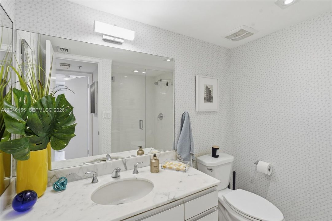 For Sale: $1,575,000 (2 beds, 2 baths, 1440 Square Feet)