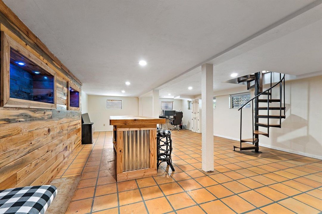054-1429CrestDr-LakeWorth-SMALL
