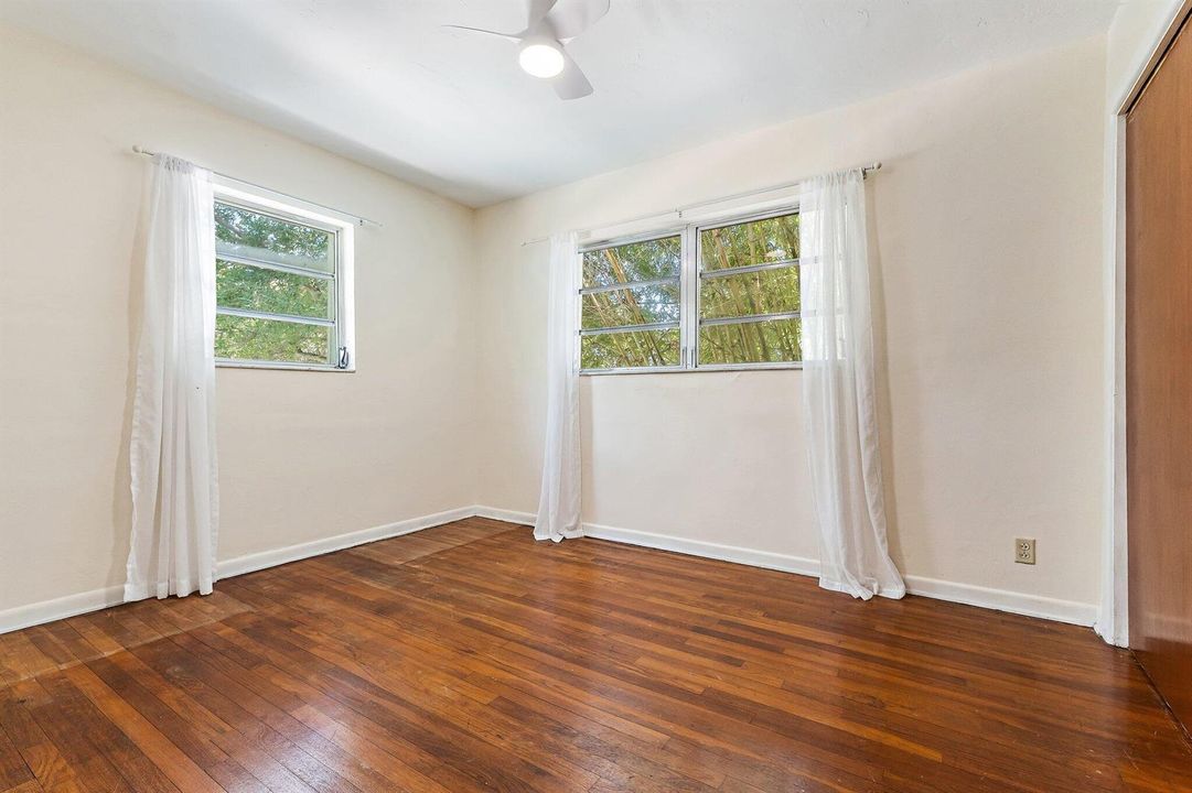 037-1429CrestDr-LakeWorth-SMALL