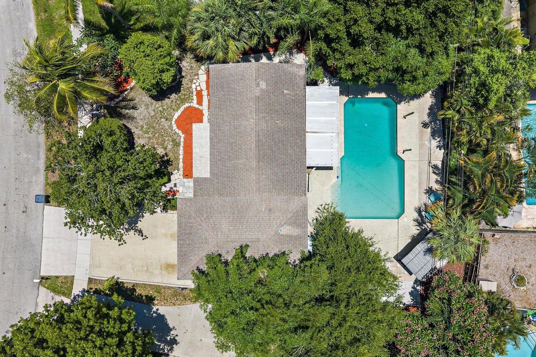 001-1429CrestDr-LakeWorth-SMALL
