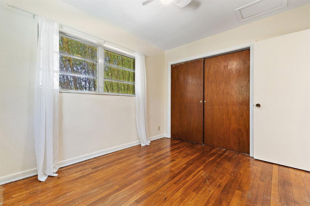039-1429CrestDr-LakeWorth-SMALL