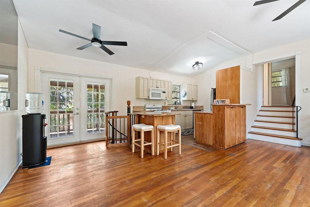 044-1429CrestDr-LakeWorth-SMALL