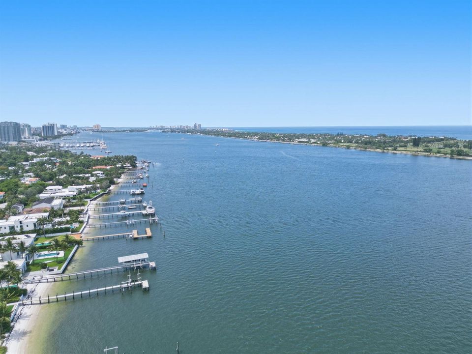 53-web-or-mls-2800_N_Flagler_Dr_Unit_410