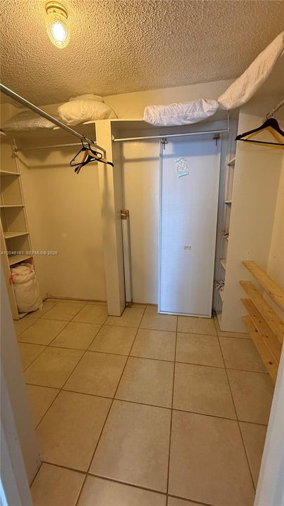 В аренду: $2,850 (2 спален, 2 ванн, 1020 Квадратных фут)