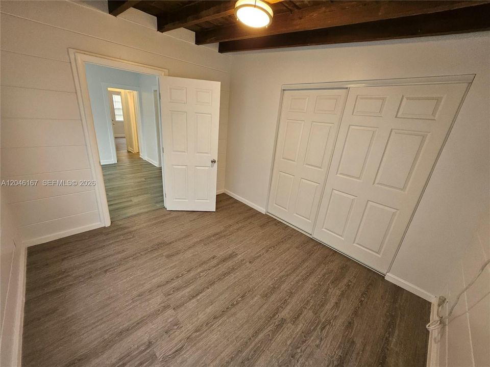 В аренду: $2,295 (3 спален, 1 ванн, 1047 Квадратных фут)