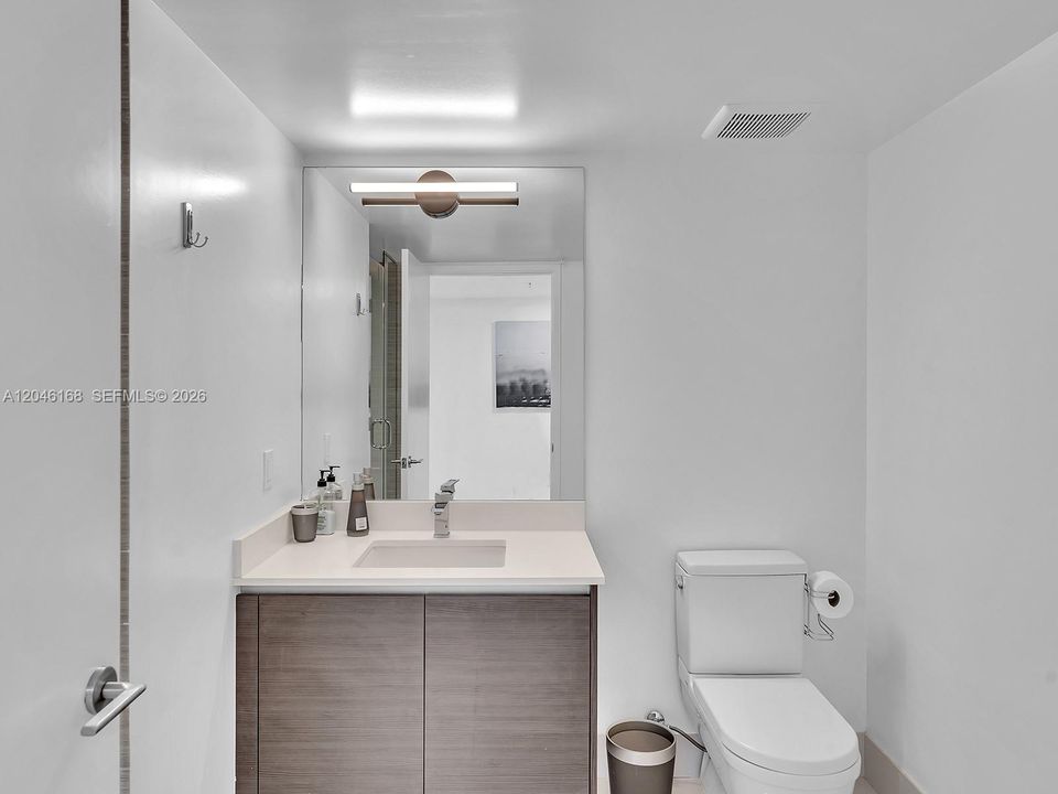 For Sale: $1,150,000 (2 beds, 3 baths, 1524 Square Feet)