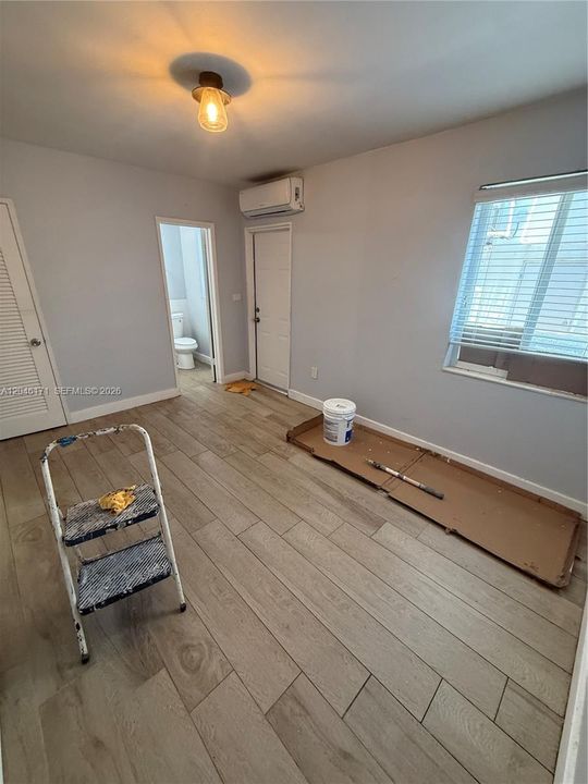 В аренду: $2,100 (1 спален, 1 ванн, 7182 Квадратных фут)