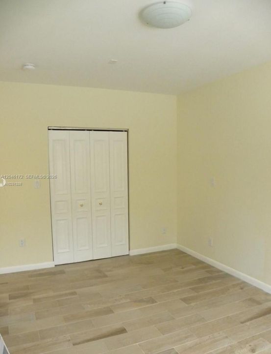 В аренду: $3,250 (4 спален, 2 ванн, 1702 Квадратных фут)