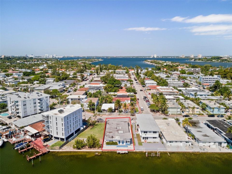For Rent: $1,700 (1 beds, 1 baths, 650 Square Feet)