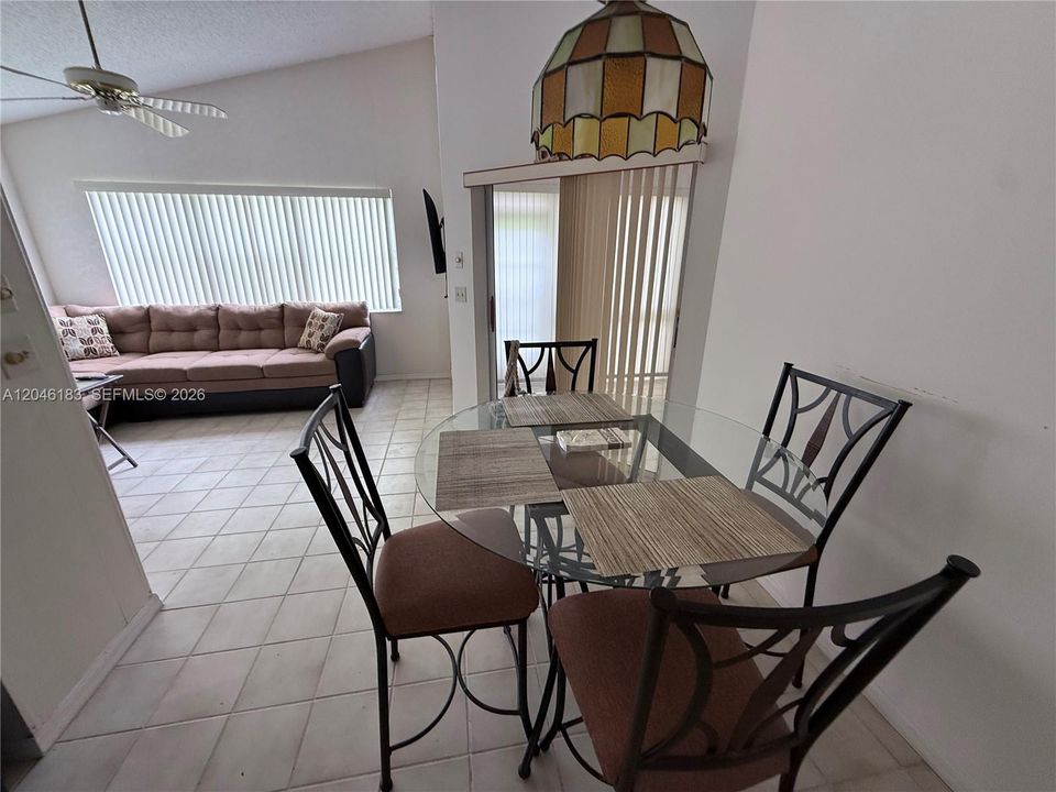 For Sale: $349,000 (2 beds, 2 baths, 1555 Square Feet)