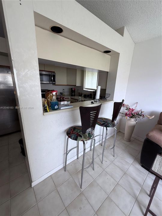 For Sale: $349,000 (2 beds, 2 baths, 1555 Square Feet)