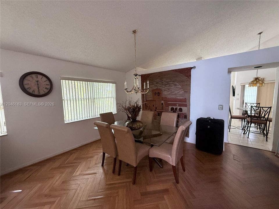For Sale: $349,000 (2 beds, 2 baths, 1555 Square Feet)