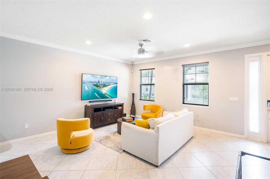 For Sale: $539,999 (3 beds, 2 baths, 1421 Square Feet)