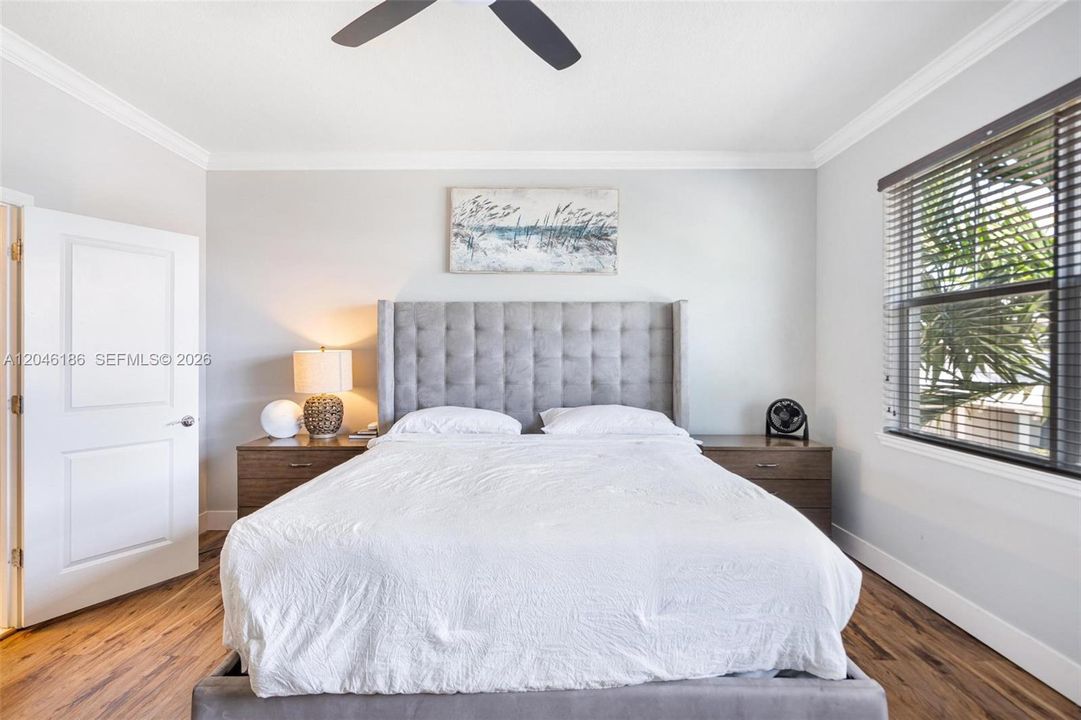 For Sale: $539,999 (3 beds, 2 baths, 1421 Square Feet)