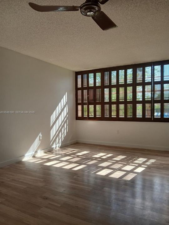 En Renta: $2,000 (2 camas, 2 baños, 1100 Pies cuadrados)
