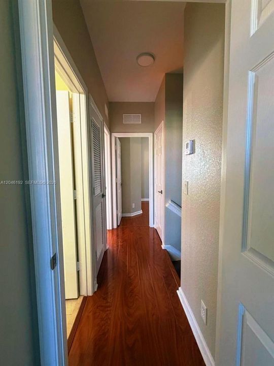 En Venta: $395,000 (3 camas, 2 baños, 1514 Pies cuadrados)