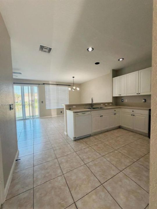 En Venta: $395,000 (3 camas, 2 baños, 1514 Pies cuadrados)