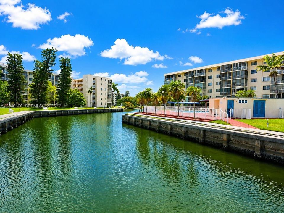 For Rent: $1,770 (1 beds, 1 baths, 768 Square Feet)