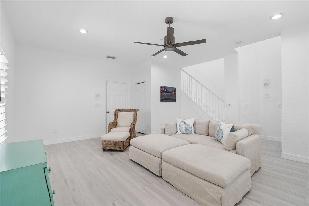Bonus Room/Flex Space