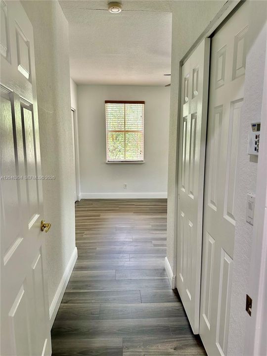 En Venta: $349,000 (2 camas, 2 baños, 1296 Pies cuadrados)