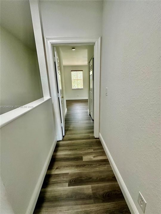 En Venta: $349,000 (2 camas, 2 baños, 1296 Pies cuadrados)