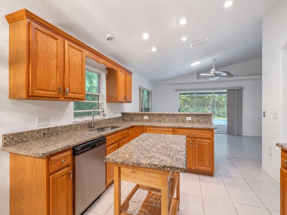 08_Kitchen_With_Warm_Wood_Accents