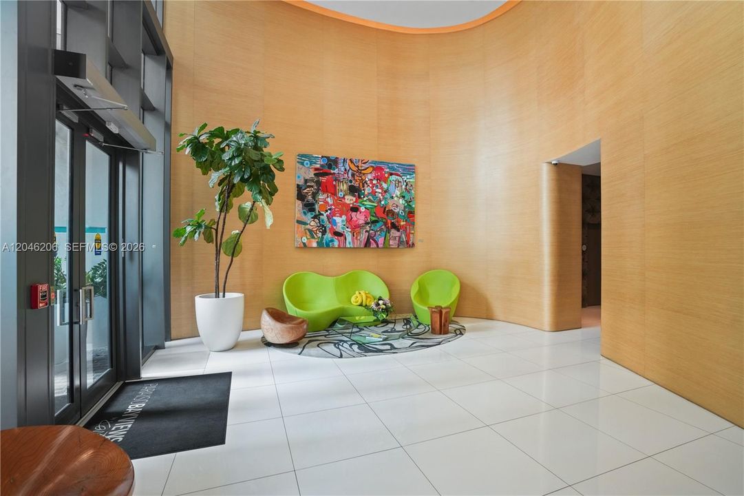 For Rent: $4,350 (2 beds, 2 baths, 1084 Square Feet)