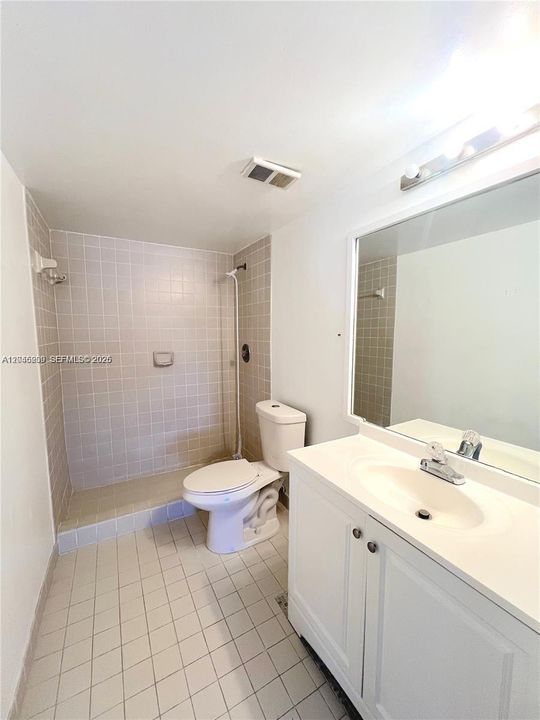 For Rent: $2,300 (3 beds, 2 baths, 1152 Square Feet)