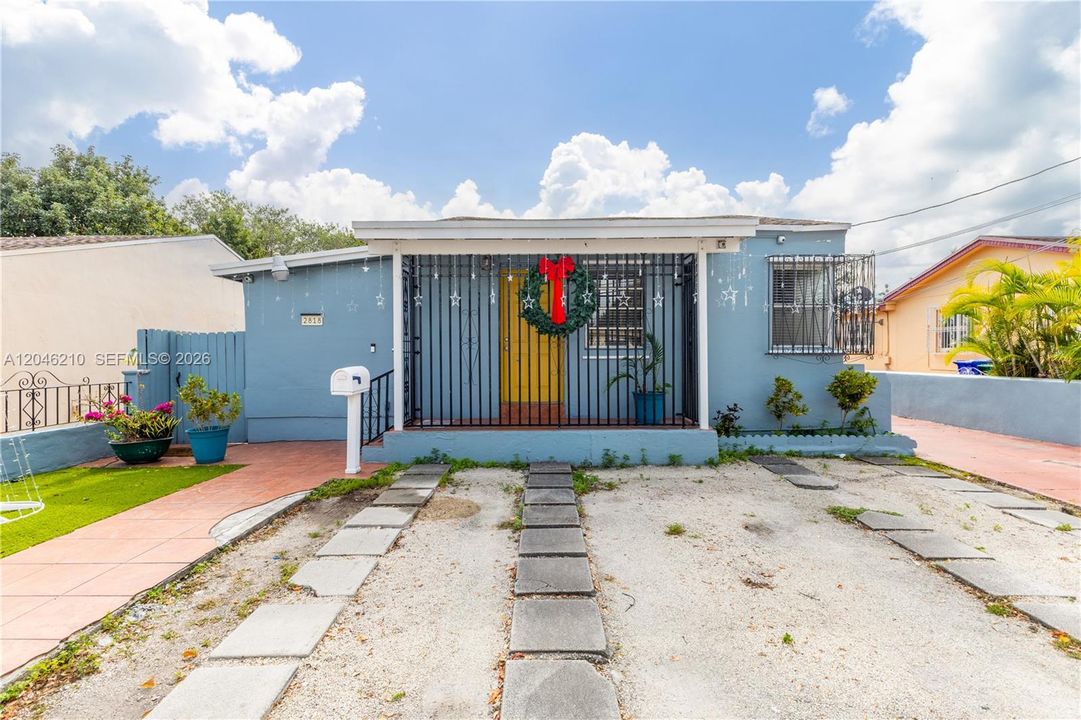 For Sale: $935,000 (0 beds, 0 baths, 2262 Square Feet)