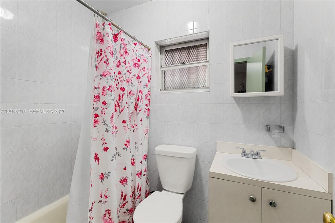 For Sale: $935,000 (0 beds, 0 baths, 2262 Square Feet)