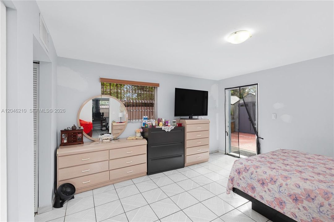 For Sale: $935,000 (0 beds, 0 baths, 2262 Square Feet)
