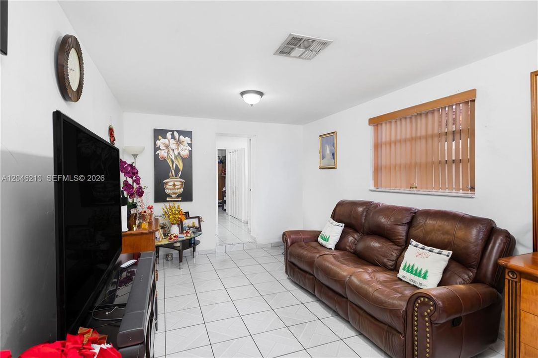 For Sale: $935,000 (0 beds, 0 baths, 2262 Square Feet)