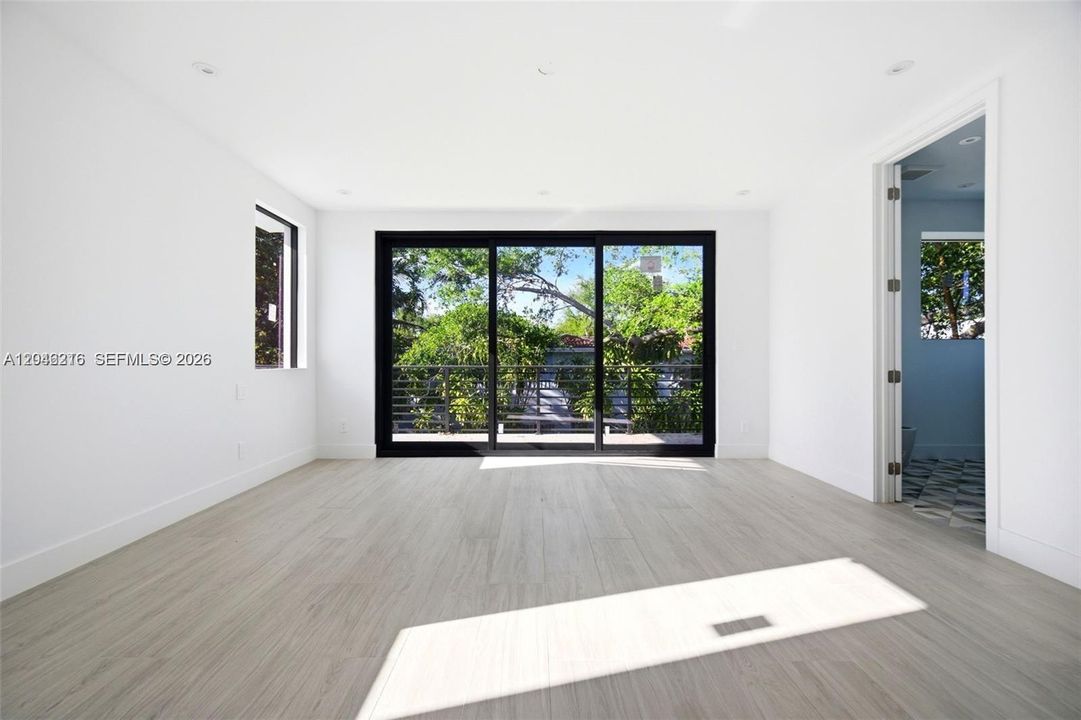 For Rent: $19,500 (5 beds, 4 baths, 0 Square Feet)