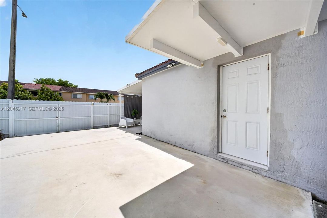 For Sale: $519,000 (3 beds, 2 baths, 1406 Square Feet)