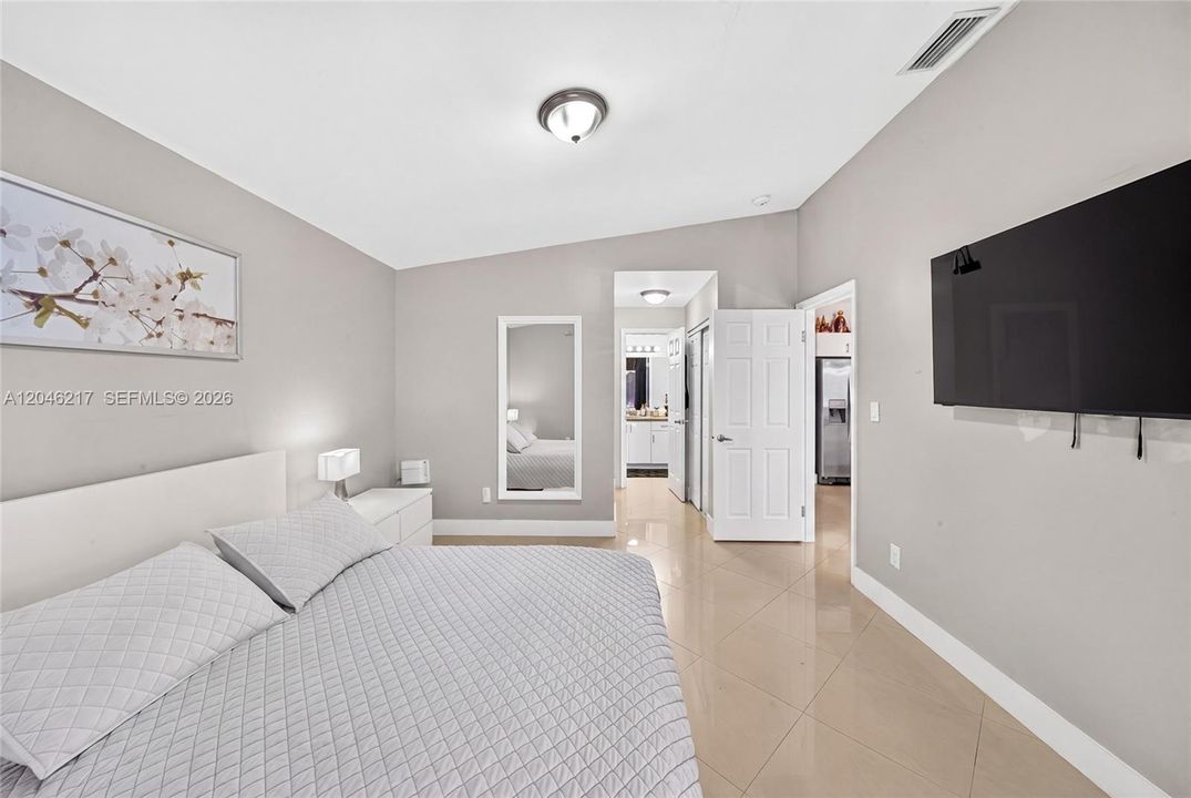 For Sale: $519,000 (3 beds, 2 baths, 1406 Square Feet)