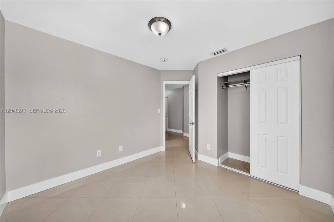 For Sale: $519,000 (3 beds, 2 baths, 1406 Square Feet)