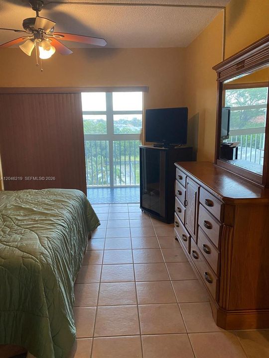 В аренду: $1,650 (1 спален, 1 ванн, 770 Квадратных фут)