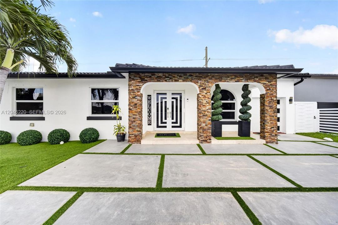 For Sale: $779,000 (4 beds, 2 baths, 1801 Square Feet)
