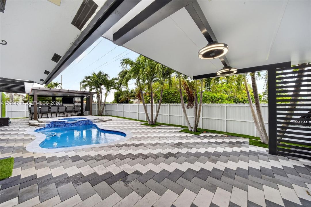 For Sale: $779,000 (4 beds, 2 baths, 1801 Square Feet)