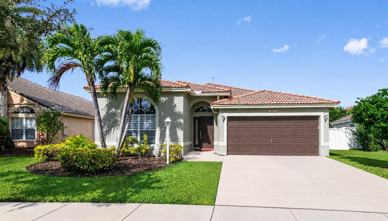 For Rent: $4,700 (4 beds, 3 baths, 2102 Square Feet)