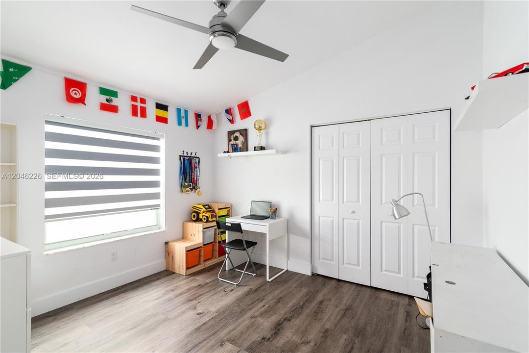 For Rent: $4,700 (4 beds, 3 baths, 2102 Square Feet)