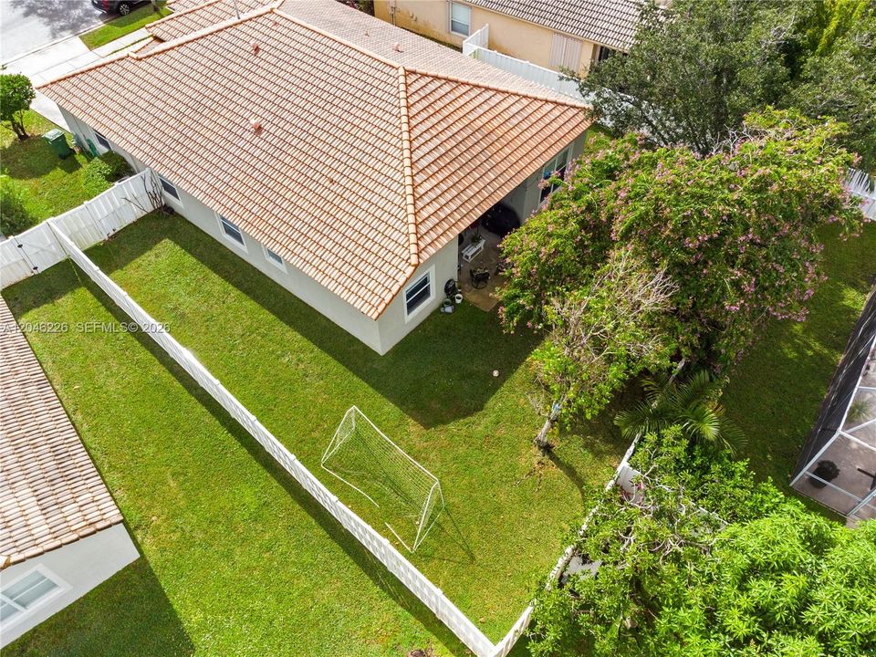 For Rent: $4,700 (4 beds, 3 baths, 2102 Square Feet)